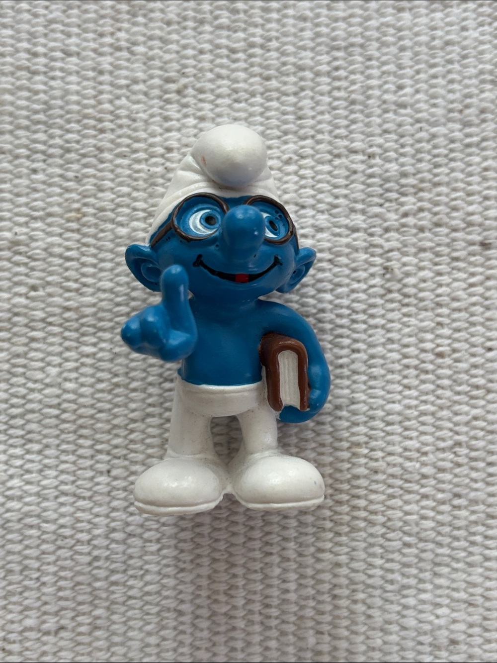 Brainy Smurf figure 2010 Schleich